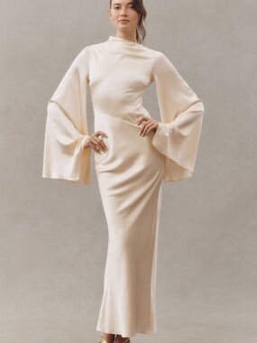 Elegant Cream Long-Sleeve Silk Gown with Dramatic Bell Sleeves